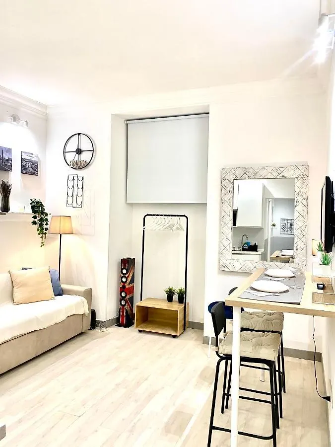 “Suite Home Vaticano City” Roma Italia